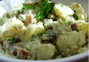 potato salad with blue cheese aand bacon