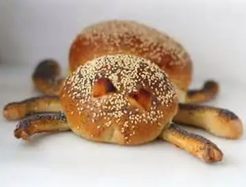 halloween spider bread